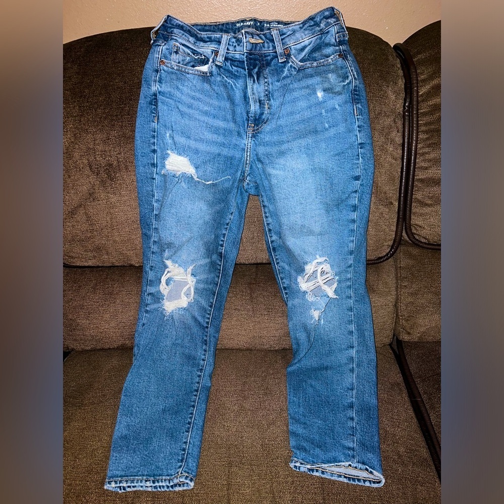 Old Navy High Rise OG Straight Secret Smooth Pocket Distressed women size 6 jean - Picture 1 of 5